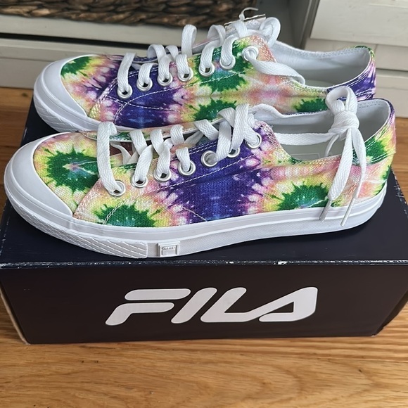 - Fila Tarp 1911 CVO tie dye woman’s size 9 new in box - Picture 4 of 10